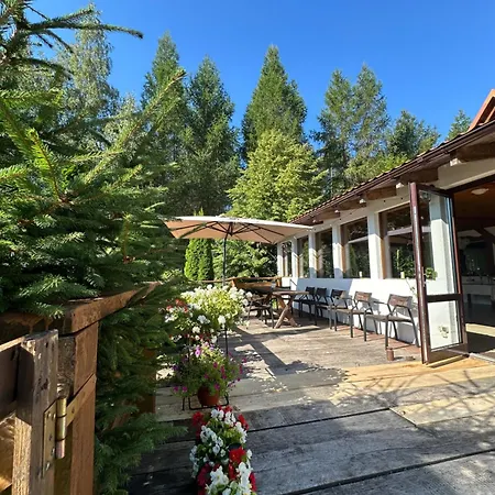 Nad Stawami Ostrowin